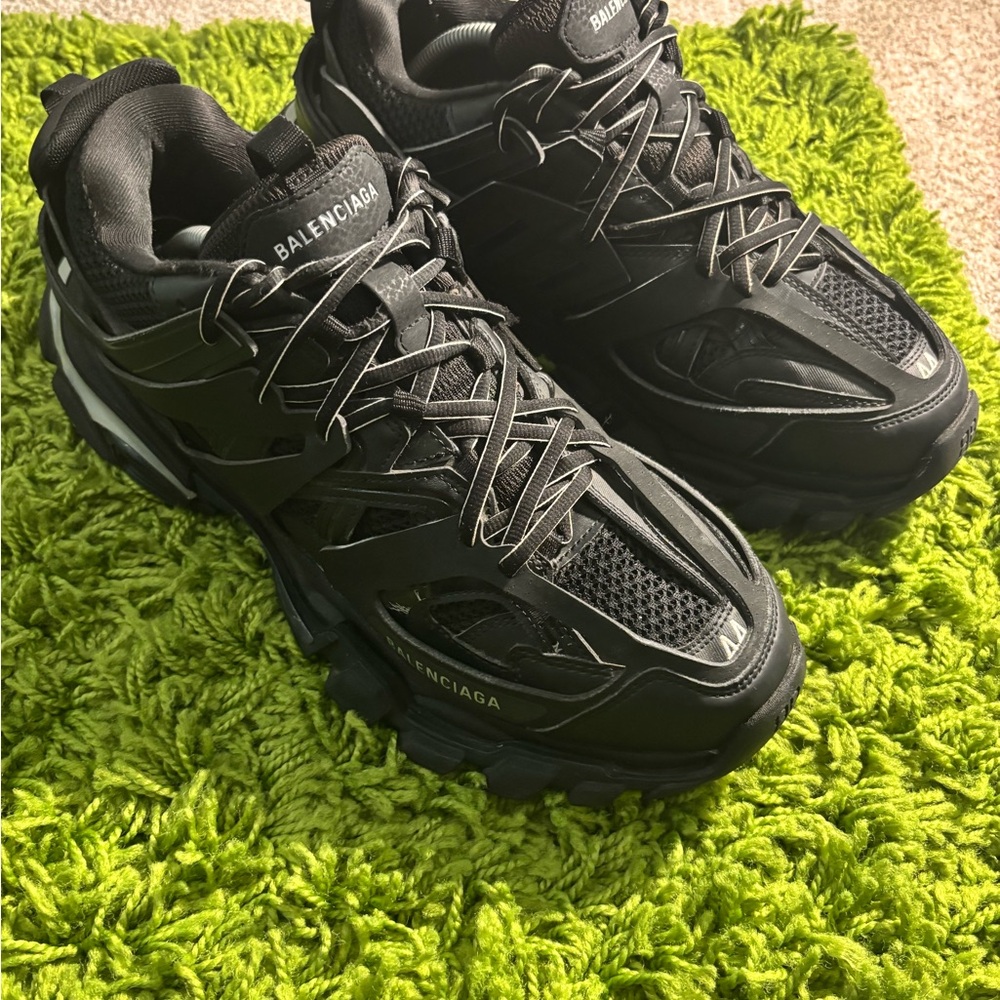 Balenciaga Black Athletic Shoes - Picture 6 of 8